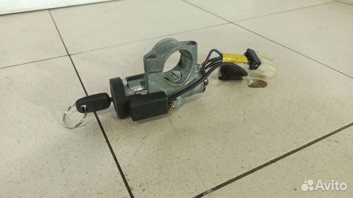 Замок зажигания D87002N300