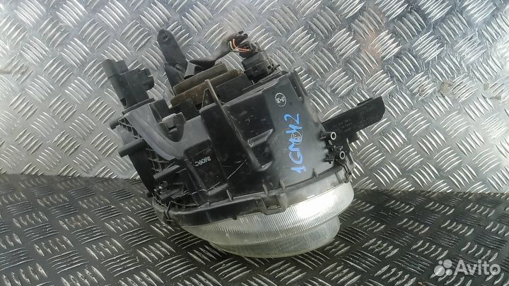 Фара левая Nissan Juke YF15 2013 260601KL0A