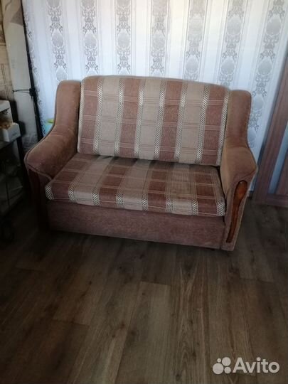 Диван раскладной бу в отличном состоянии