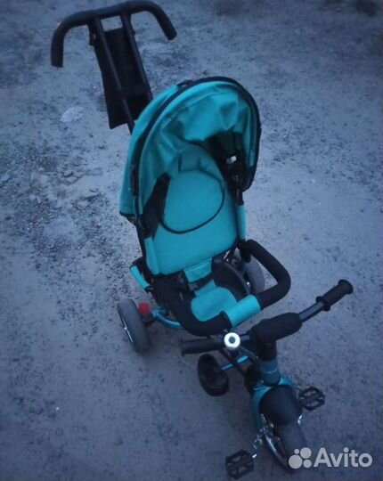 Детский трехколесный велосипед