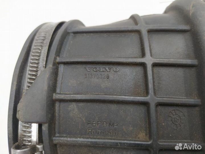 Б/У Б/У Патрубок воздушного фильтра 31370326 volvo