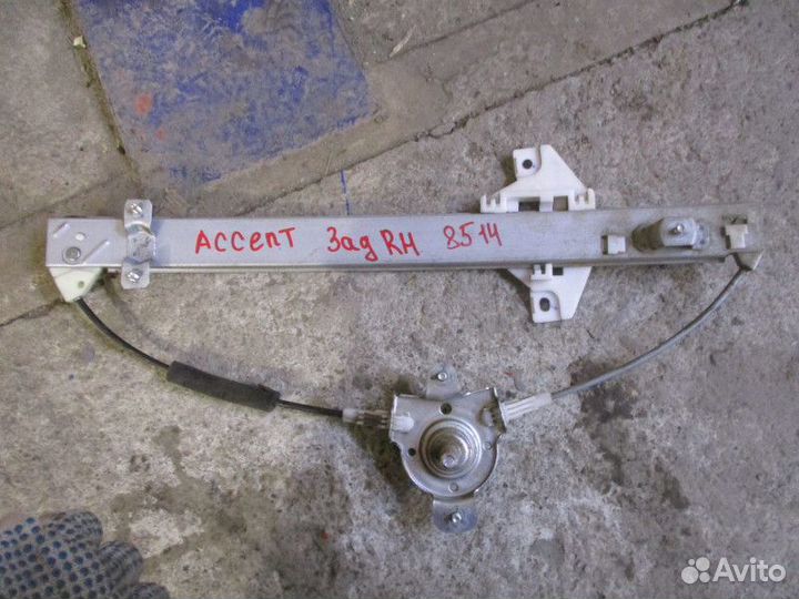 Стеклоподъемник механический задний правый Hyundai