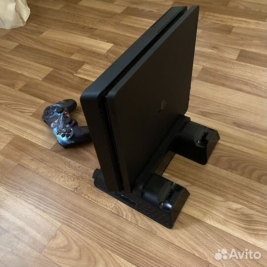 Sony PlayStation 4 Slim