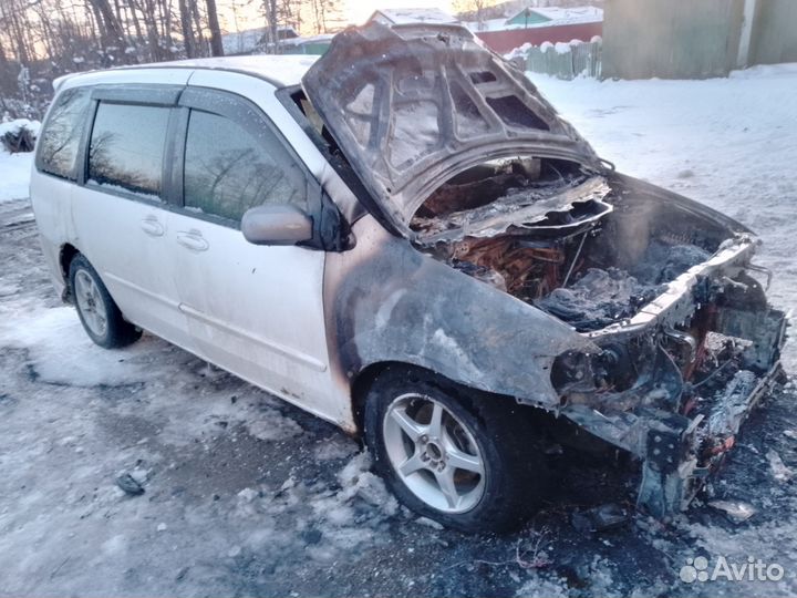 Mazda MPV 2.3 AT, 2002, битый, 180 000 км