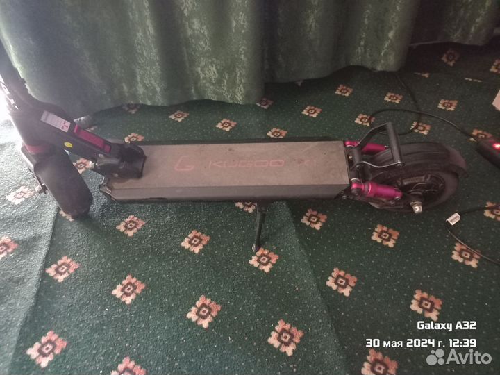 Самокат взрослый электрический бу