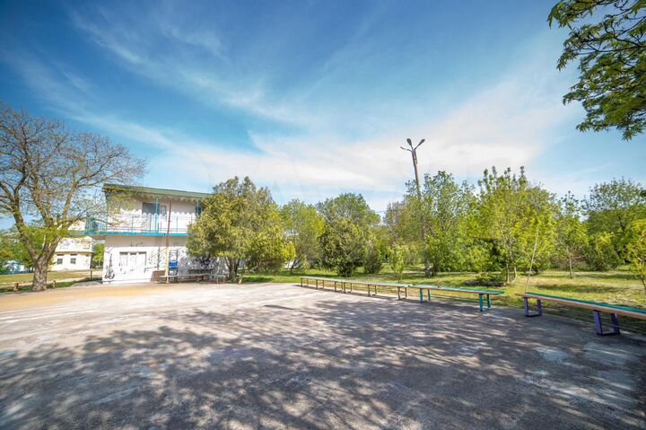 Здание, 4000 м²