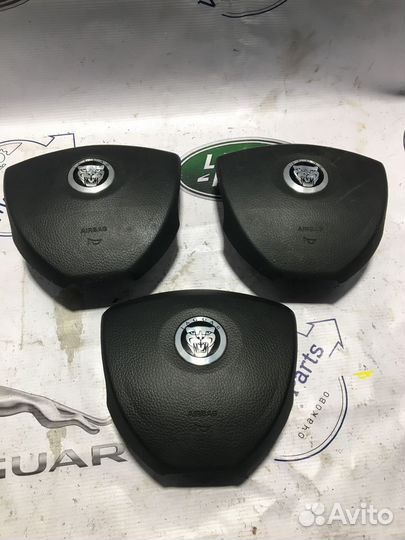 Подушка безопасности в рулевое колесо Jaguar XF (X