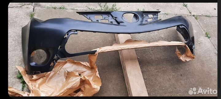 Бампер передний RAV4 40