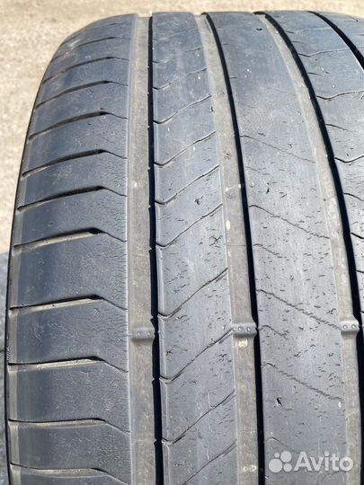 Pirelli P Zero 315/30 R22
