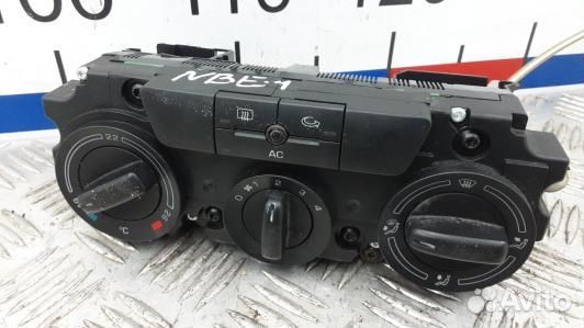 Блок управления печки и климат-контроля skoda octa