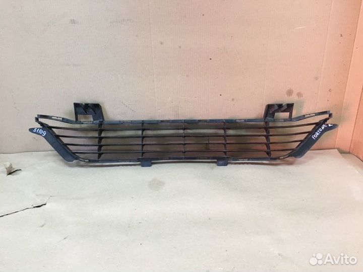 Решетка бампера передняя Toyota Fortuner 2 160