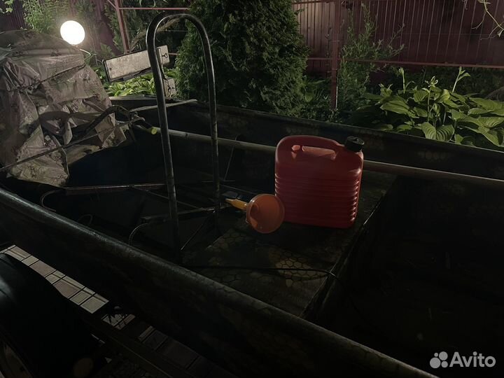 Лодка-болотоход