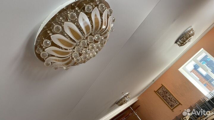 Люстры светодиодные для зала