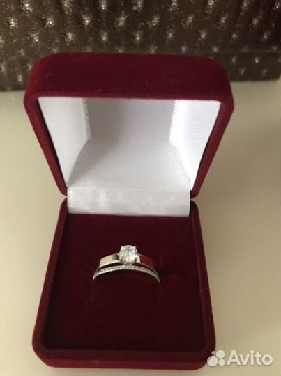 Серебряное кольцо