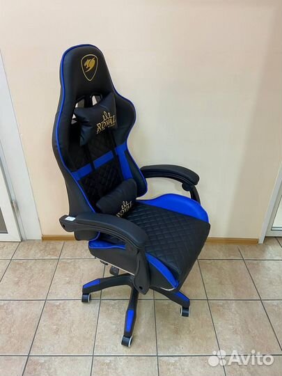 Компьютерное игровое кресло с подставкой Royal