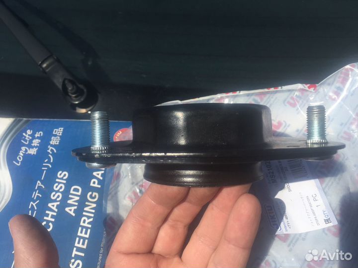 Опоры амортизатора тойота highlander 2000-2007г