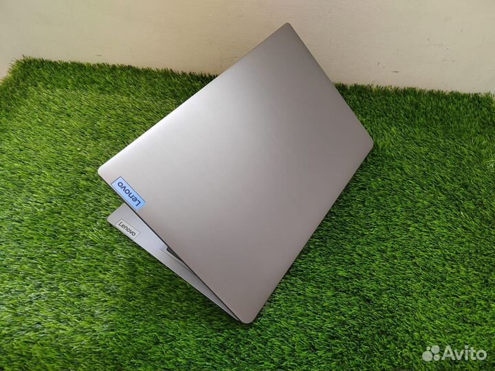 Lenovo Ideapad 3 (i7/8 RAM/SSD/FHD)