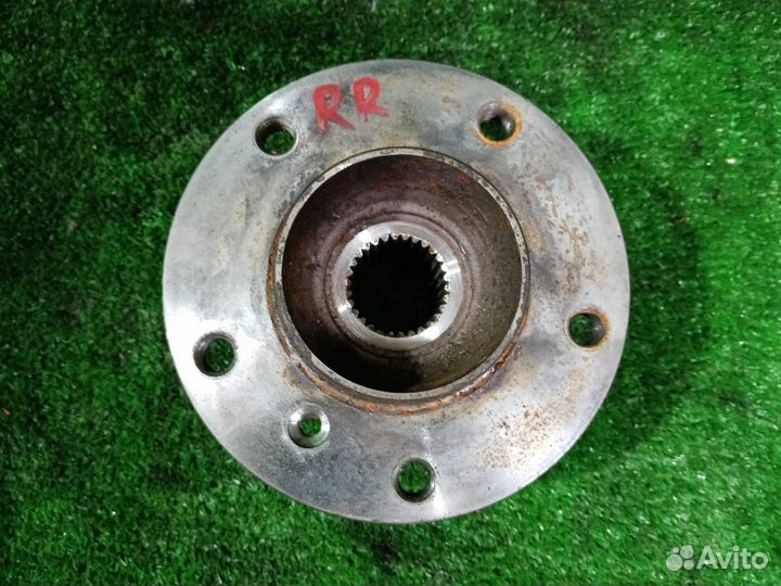 Ступица задняя правая Bmw X1 E84 N46B20BD 2011