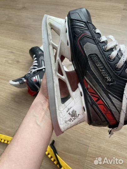 Коньки хоккейные вратарские подростковые Bauer