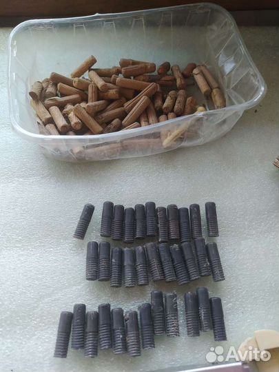 Мебельная фурнитура петли шпингалет шкант