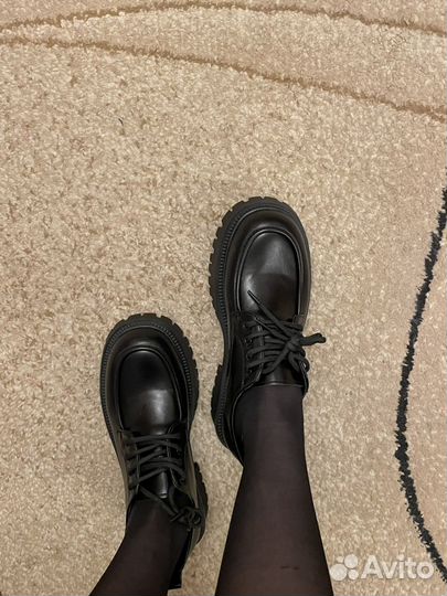 Лоферы женские