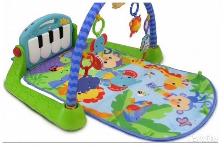 Развивающий коврик с пианино и игрушки