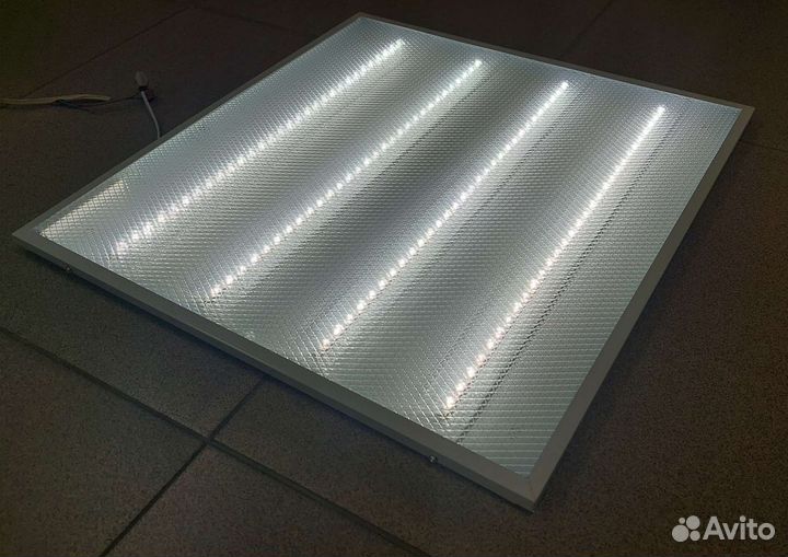 Светодиодный офисный светильник аналог 4х18