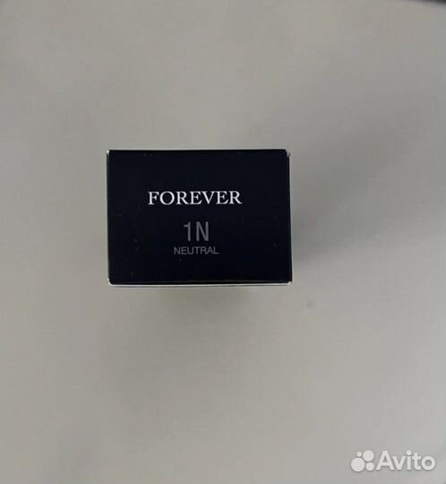 Тональный крем Dior