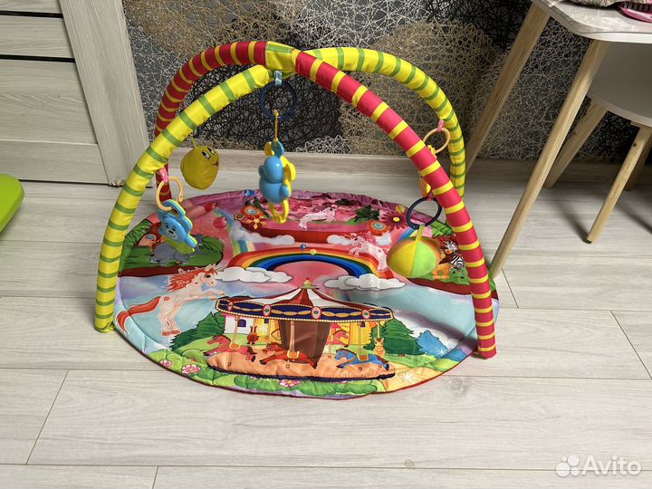 Развивающий коврик