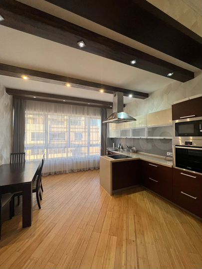 3-к. квартира, 73 м², 4/7 эт.