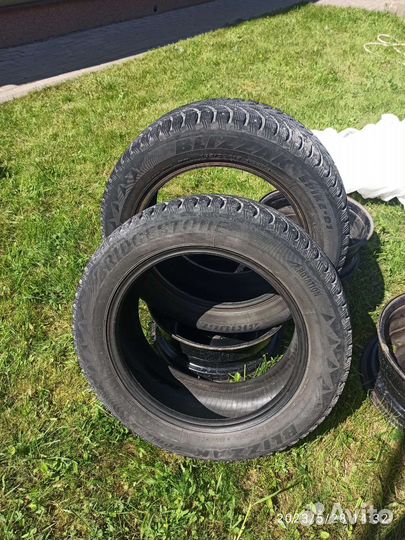 Bridgestone Blizzak Spike-01 185/60 R15