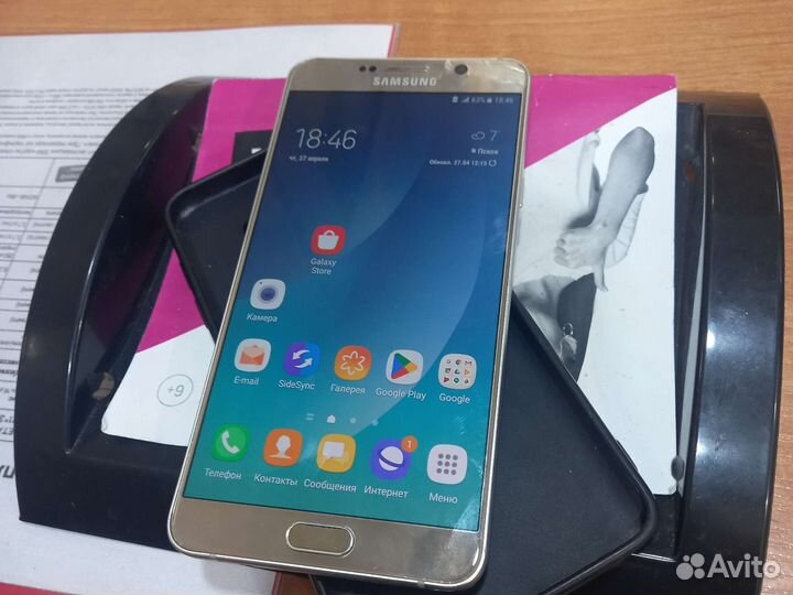Телефон Samsung Galaxy Note5 4/32