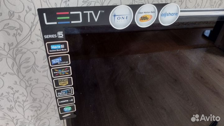 LED телевизор Samsung