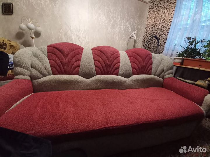 Мягкая мебель диваны бу