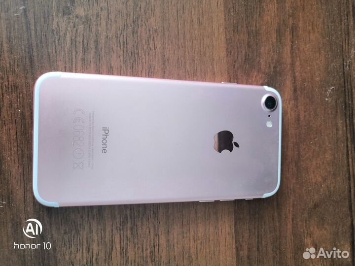 Продам iPhone 7 бу
