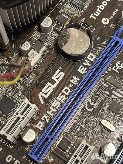 Комплект i3 550 asus p7h55d-m evo 8gb ddr3 кулер