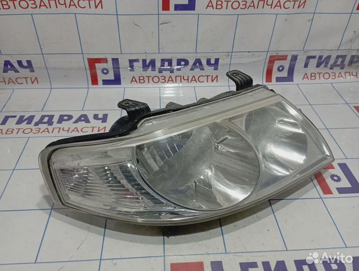 Фара правая Nissan Almera Classic (B10) 26010-95F0