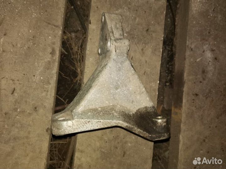 Подушка двигателя Chery Amulet