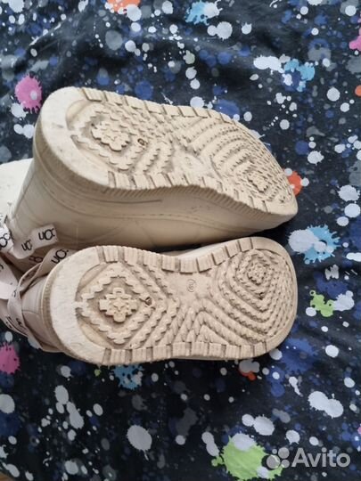 Дутики женские зимние