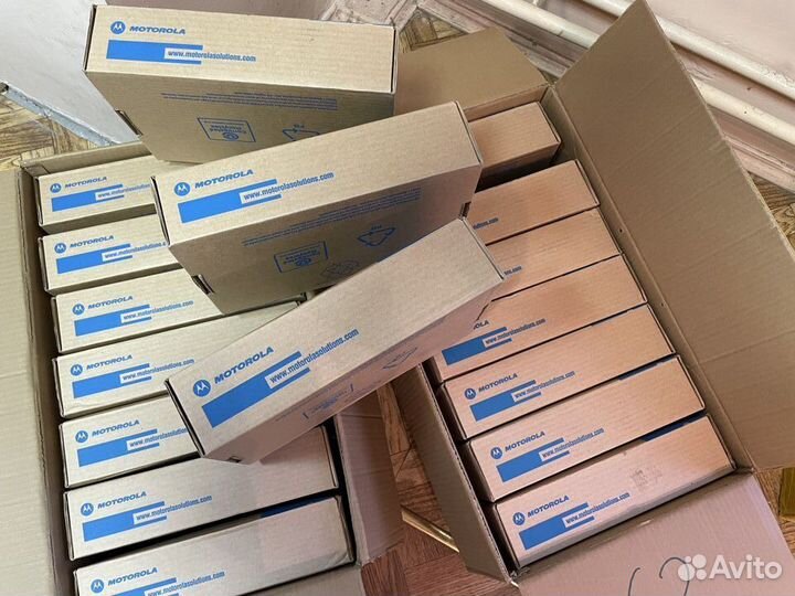 Цифровая радиостанция Motorola DM1400 DMR UHF 40W