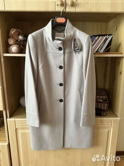 Пальто женское демисезонное 46