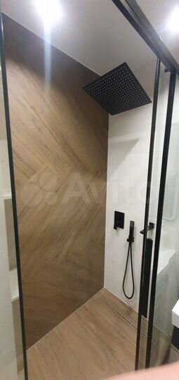 2-к. квартира, 52 м², 6/10 эт.