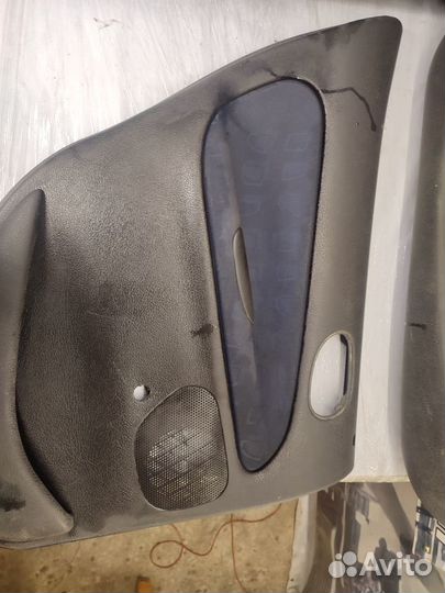 Комплект обшивок дверей Peugeot 206