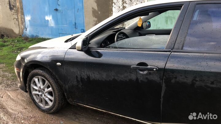 Mazda 6 2.0 МТ, 2002, 235 000 км
