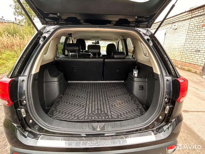 Mitsubishi Outlander 2.0 CVT, 2018, 83 157 км