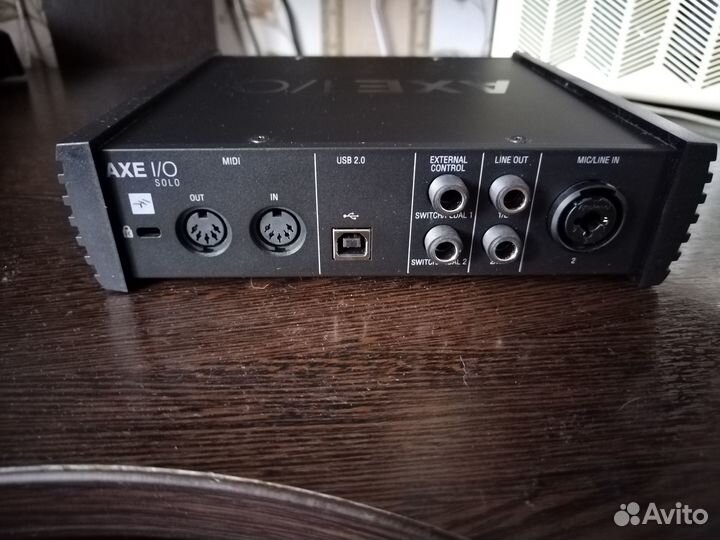 Звуковая карта IK Multimedia AXE I/O