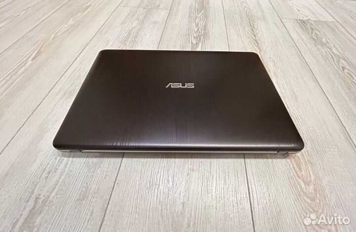 Игровой asus R540UB\I3-6100U\мх110 2гб