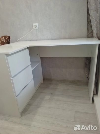 Компьютерный стол новый