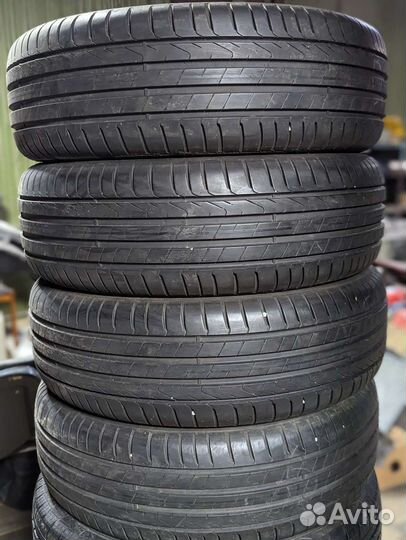 Pirelli Scorpion 215/60 R16