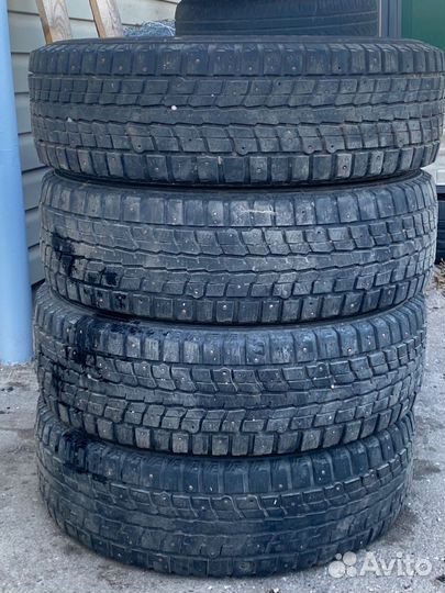 Dunlop SP Winter Ice 01 225/70 R16 T